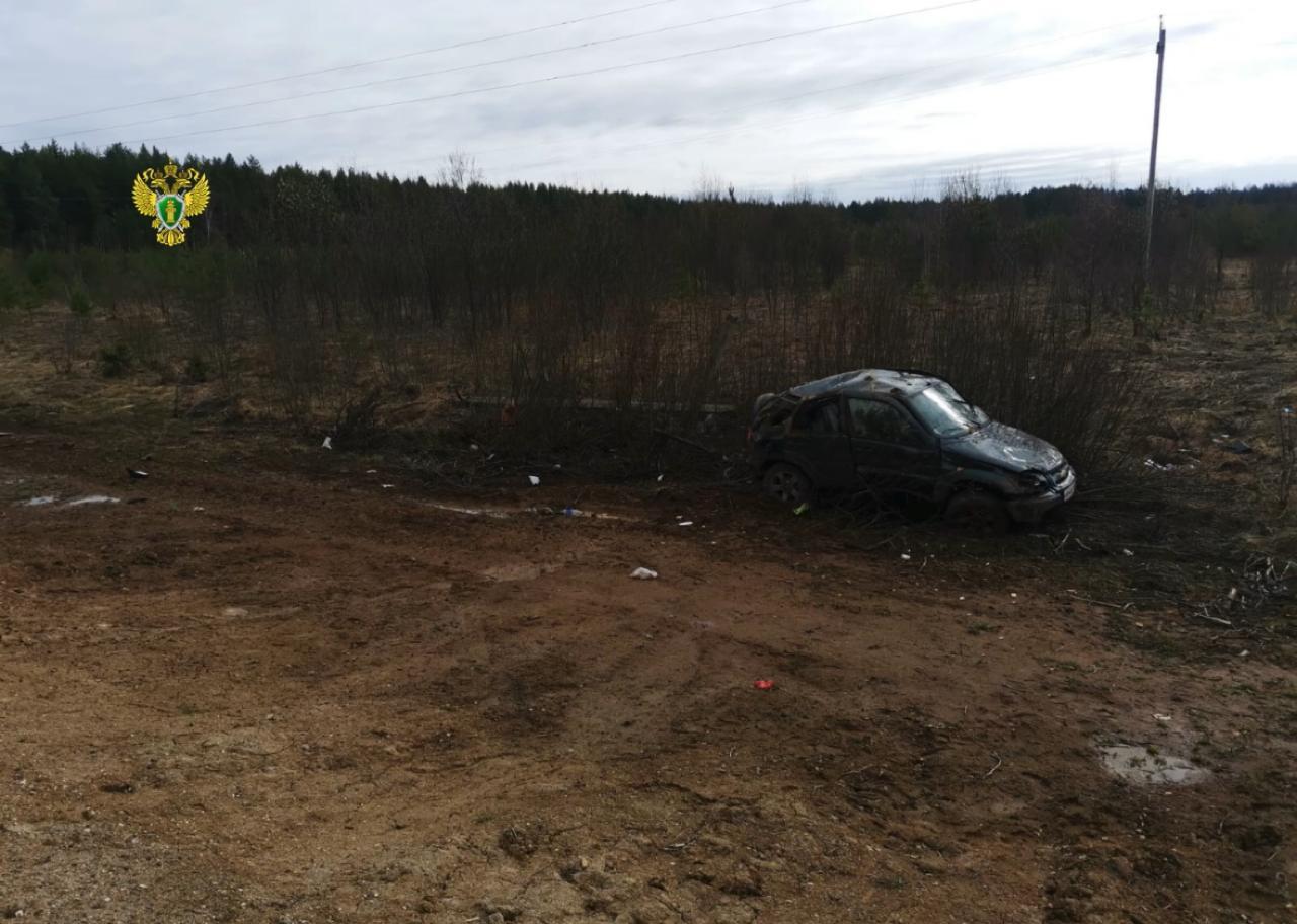 57-летняя женщина погибла в аварии на трассе в Костромской области