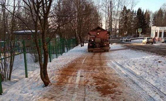 Власти Костромы поручили дорожникам сделать улицы нескользкими