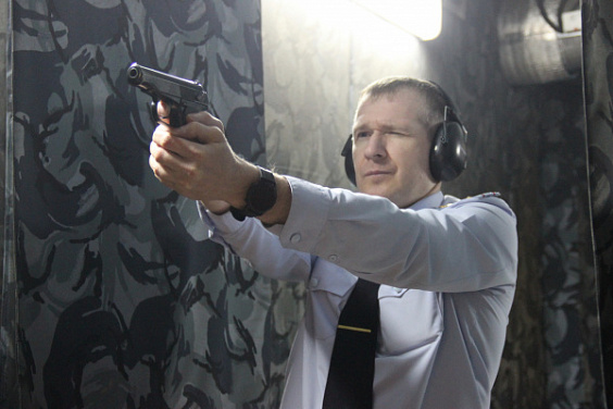 Костромские полицейский посостязались в меткости стрельбы из пистолета