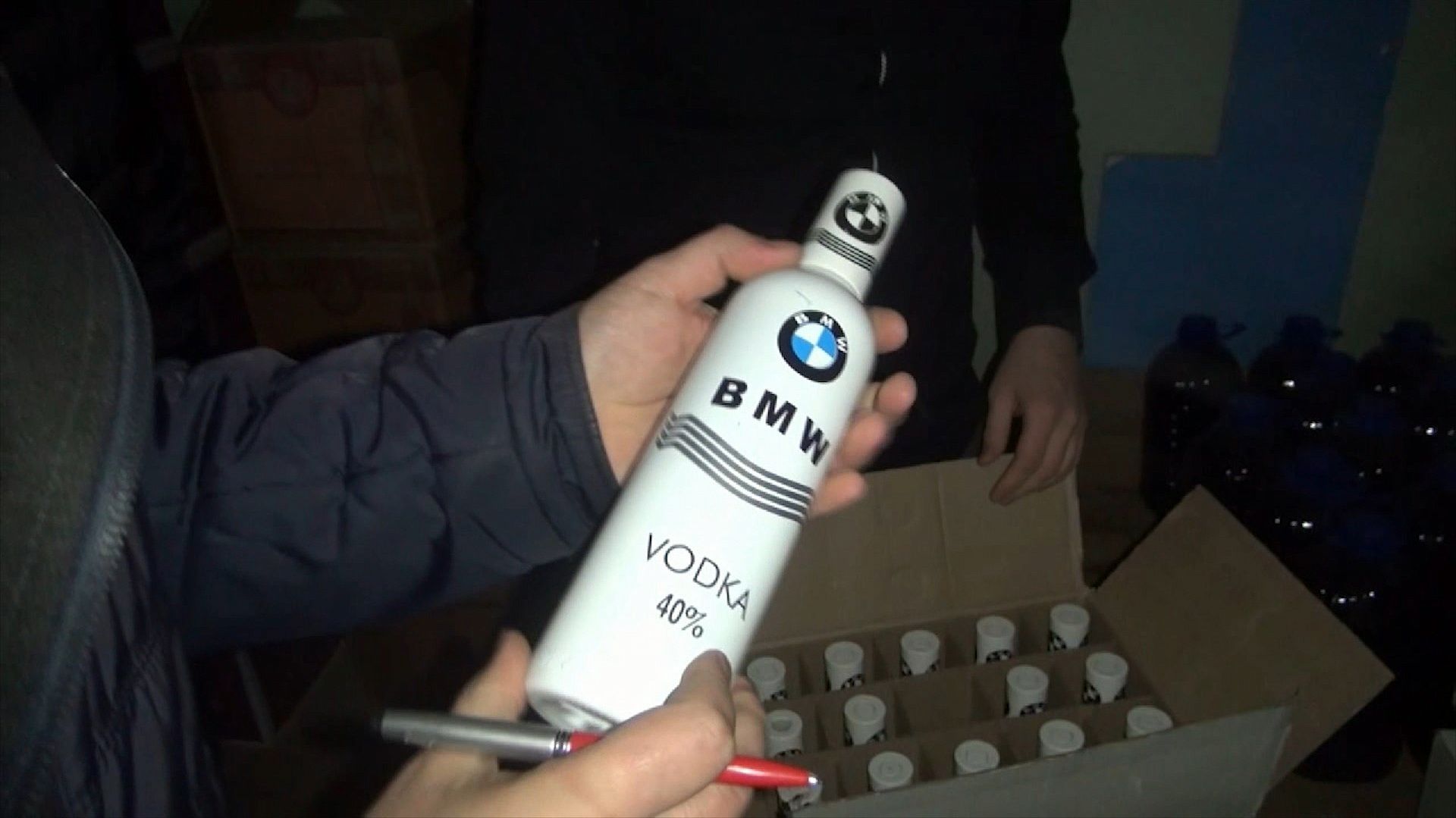 «Левый» алкоголь в Костромской области продавали под марками люксовых машин